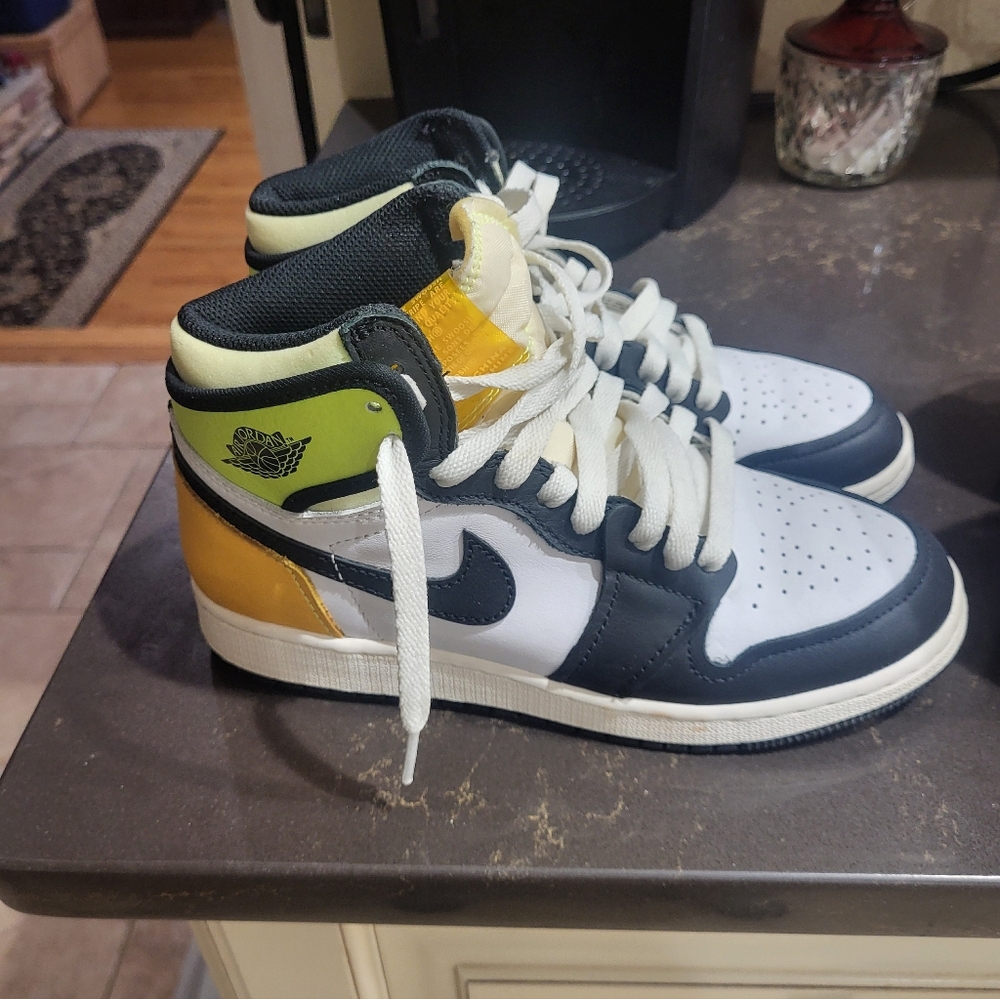 Nike Air Jordan 1 OG High Top Gold Volt Sneakers